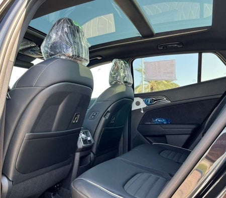 Black Kia Sportage 2024