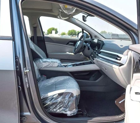 Gray Kia Sportage 2025