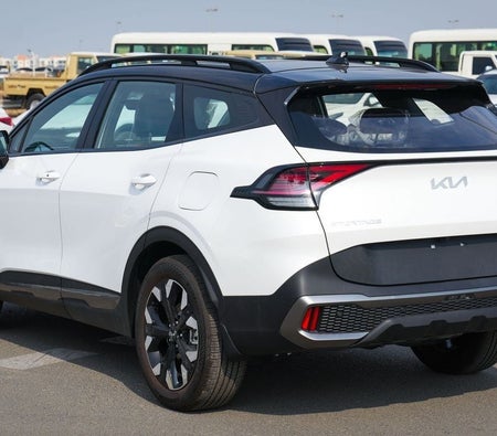White Kia Sportage 2025