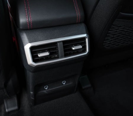 White Kia Sportage 2025