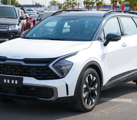 White Kia Sportage 2025