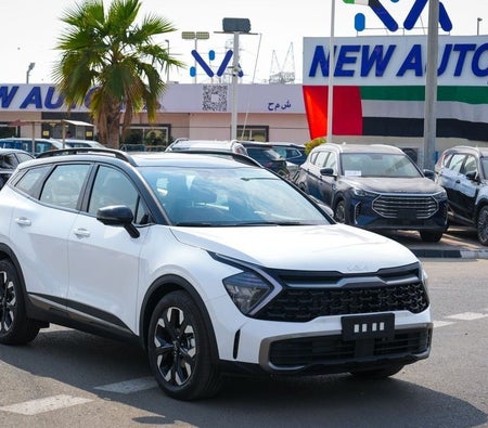 White Kia Sportage 2025