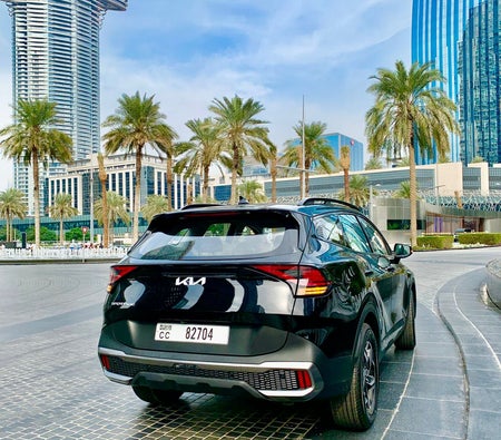 Black Kia Sportage 2025
