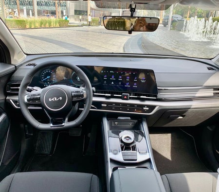 Black Kia Sportage 2025