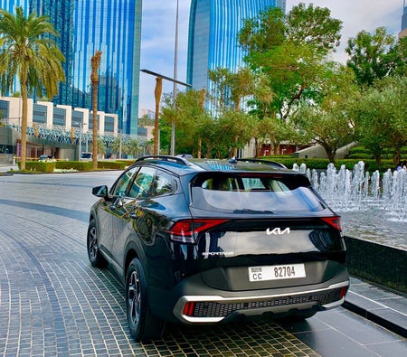 Black Kia Sportage 2025