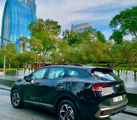 Black Kia Sportage 2025