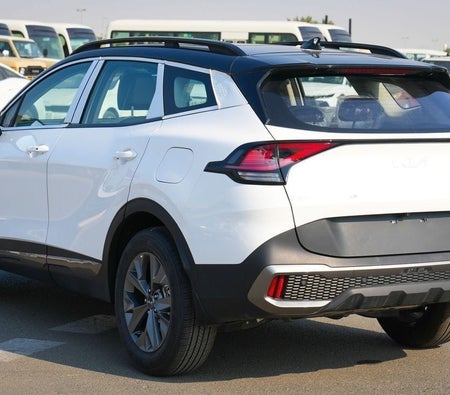 White Kia Sportage 2025