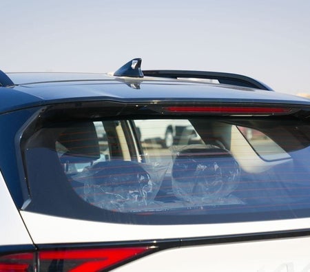 White Kia Sportage 2025