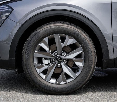 Gray Kia Sportage 2025