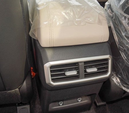 Gray Kia Sportage 2025