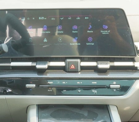 Gray Kia Sportage 2025