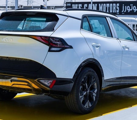 White Kia Sportage 2025