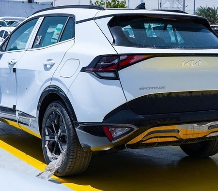 White Kia Sportage 2025