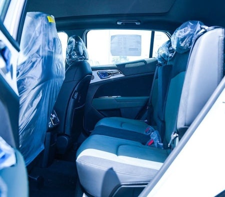 White Kia Sportage 2025