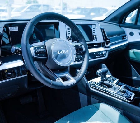White Kia Sportage 2025