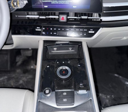 White Kia Sportage 2025