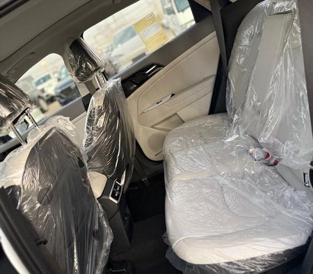 White Kia Sportage 2025