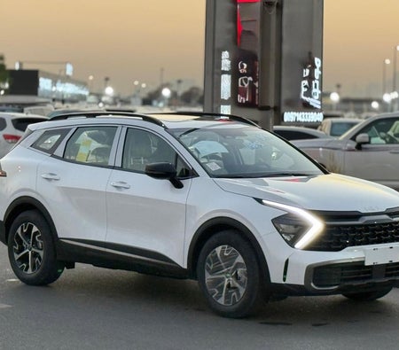 White Kia Sportage 2025