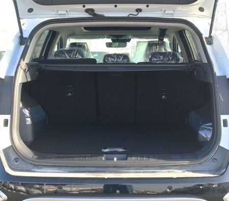 White Kia Sportage 2025