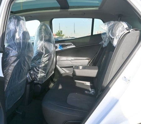 White Kia Sportage 2025