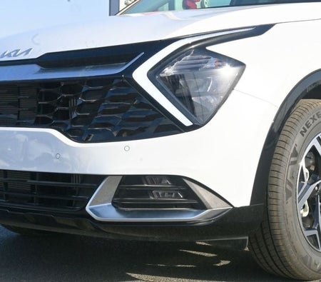 White Kia Sportage 2025