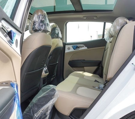 White Kia Sportage 2026