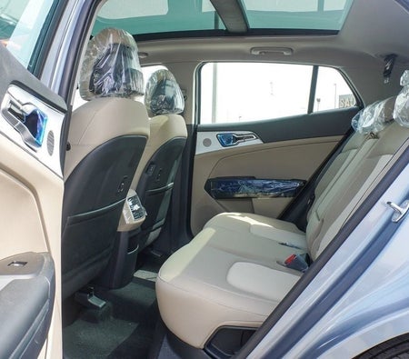 Silver Kia Sportage 2026