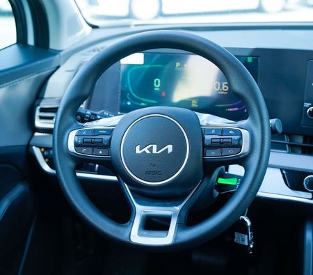 White Kia Sportage 2026