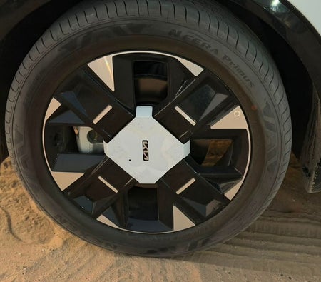 White Kia Sportage 2026