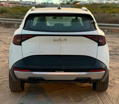 White Kia Sportage 2026