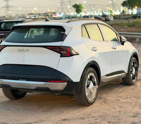White Kia Sportage 2026
