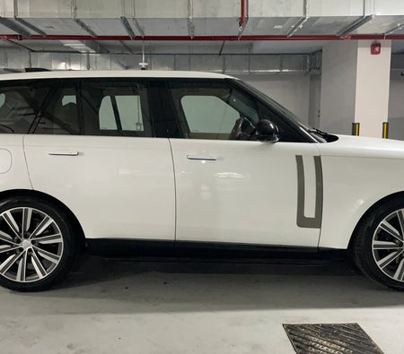 أبيض لاند روڤر Range Rover HSE P400 2024 أبيض لاند روڤر Range Rover HSE P400 2024