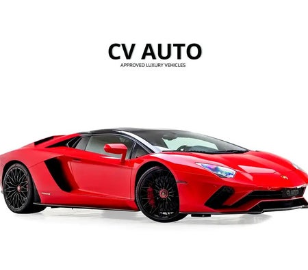 Красный Lamborghini Aventador S Roadster 2021 год