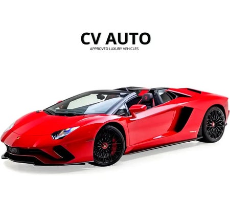 Красный Lamborghini Aventador S Roadster 2021 год Красный Lamborghini Aventador S Roadster 2021 год