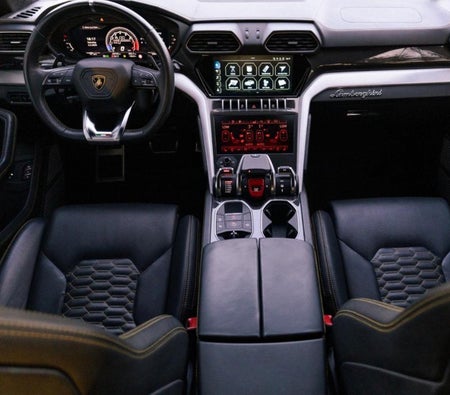 Lamborghini Urus 2021