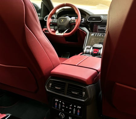 Lamborghini Urus 2021