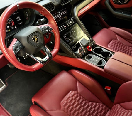 Lamborghini Urus 2021