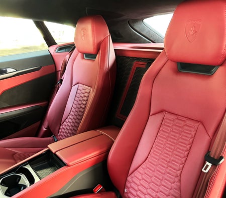 Lamborghini Urus 2021