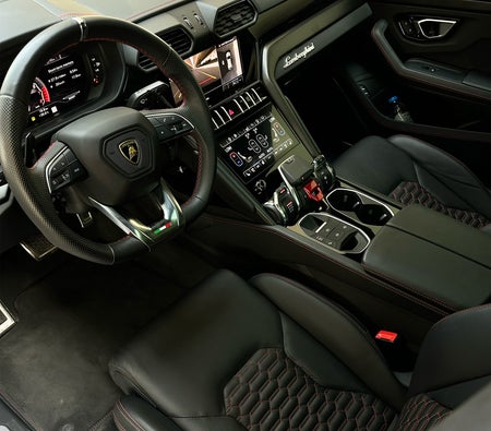 Lamborghini Urus 2021