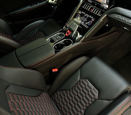 Lamborghini Urus 2021