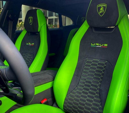 Lamborghini Urus Pearl Capsule 2021