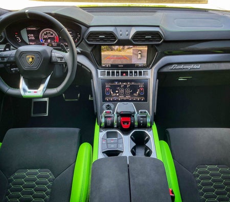 Lamborghini Urus Pearl Capsule 2021