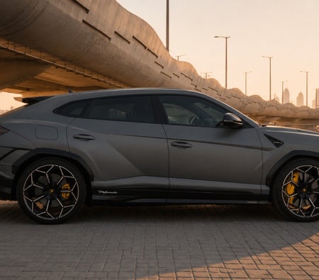 Gray Lamborghini Urus Performante 2024