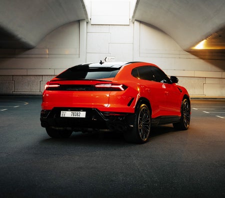 Lamborghini Urus SE 2025