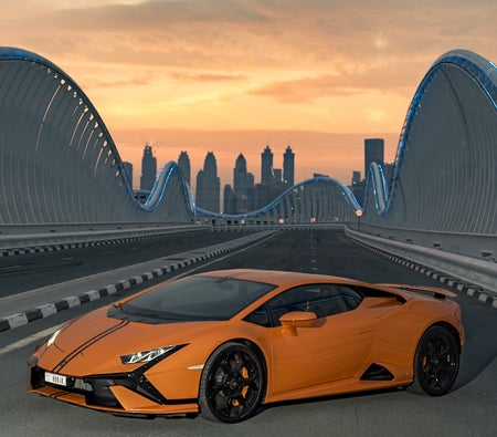 Lamborghini Huracan Tecnica 2023, photo 4 of 4