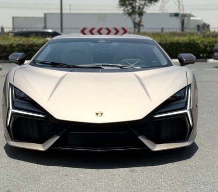 Bronze Lamborghini Revuelto 2024