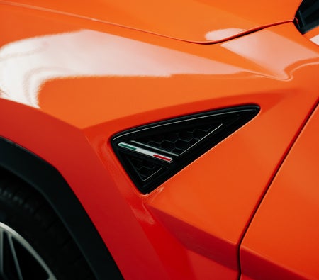 Lamborghini Urus SE 2025