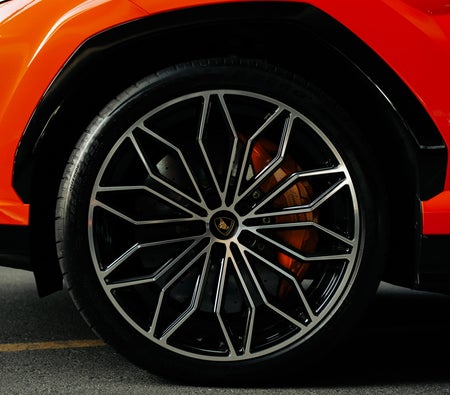Lamborghini Urus SE 2025