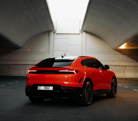 Lamborghini Urus SE 2025