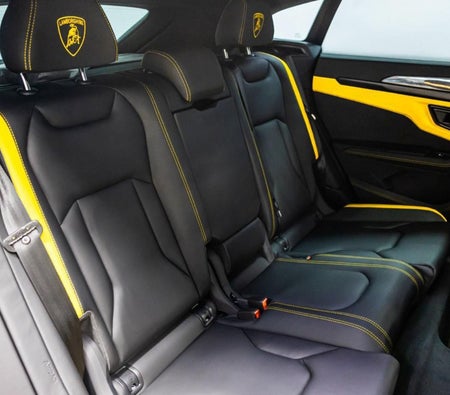 Lamborghini Urus SE 2025